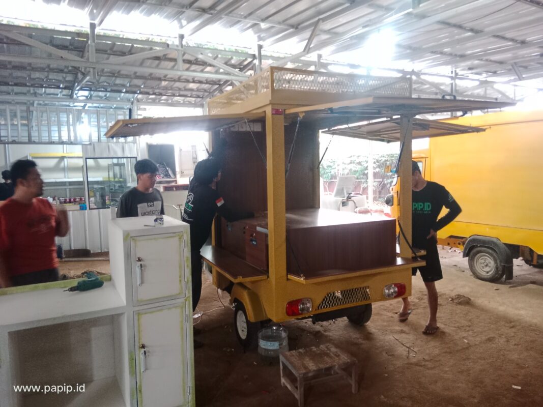 3. Mini food truck Type MFT 005